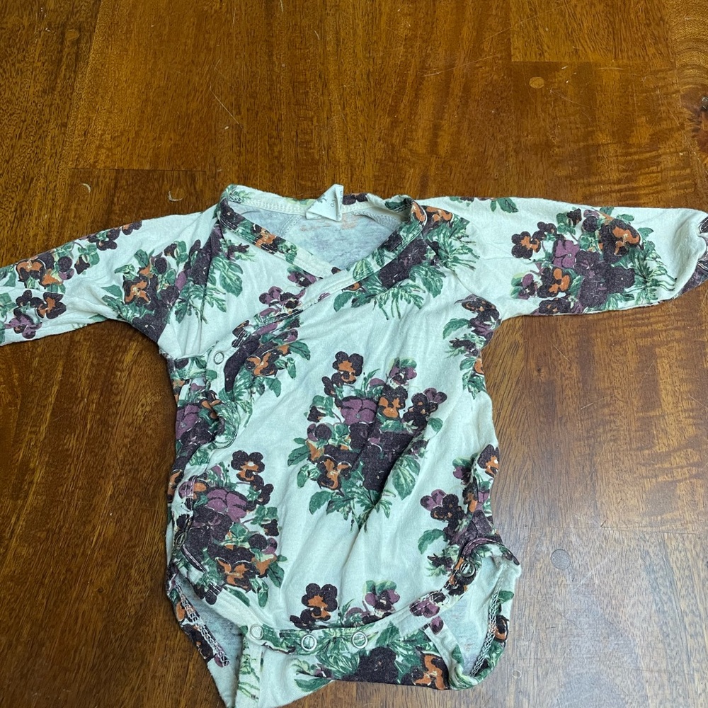 Kate Quinn kimono onesie bamboo size 0-3 months
